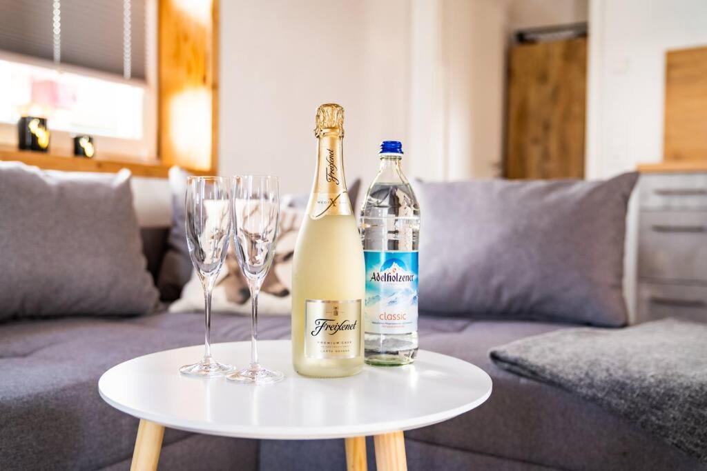 Neu Renoviertes Ferienhaus/Wohnunng Kleine Auszeit Sonnenbuhl Luaran gambar